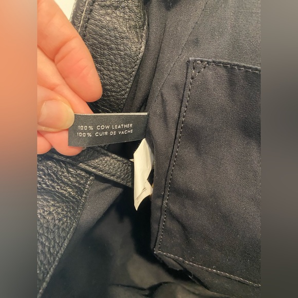 Black leather Marc Jacobs handbag - Picture 5 of 6